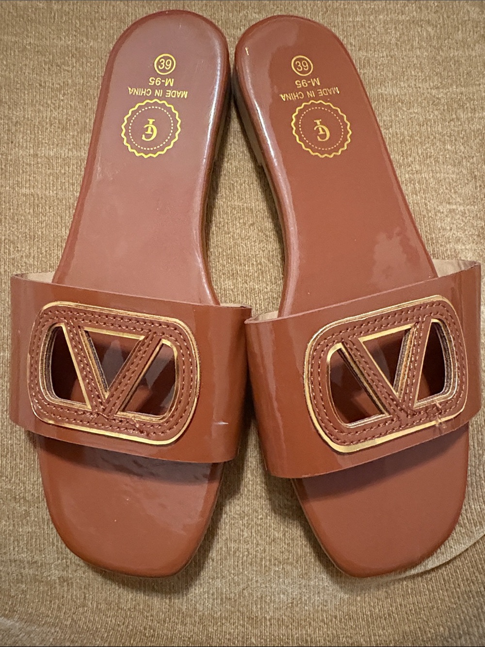 Women’s Brown Slide Sandals with Decorative Cutout